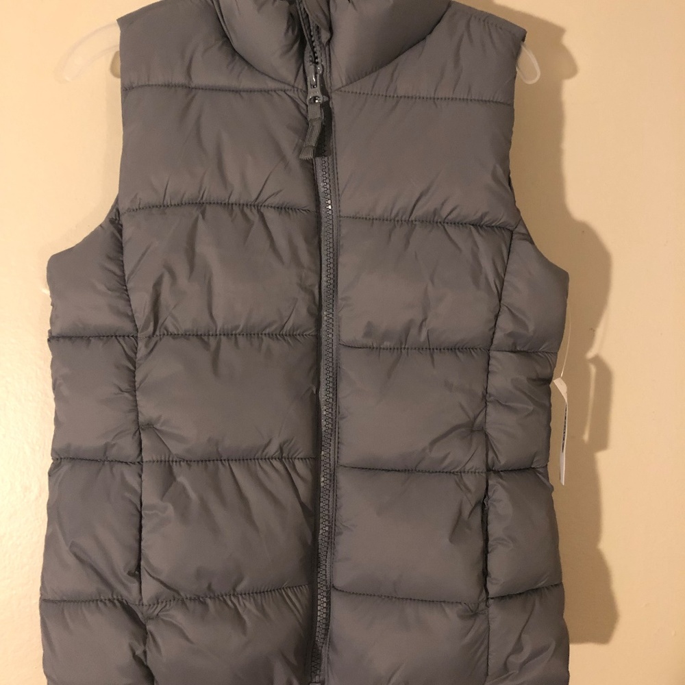 Old Navy Grey Vest Jacket Size Small 6-7 NEW W/TAG